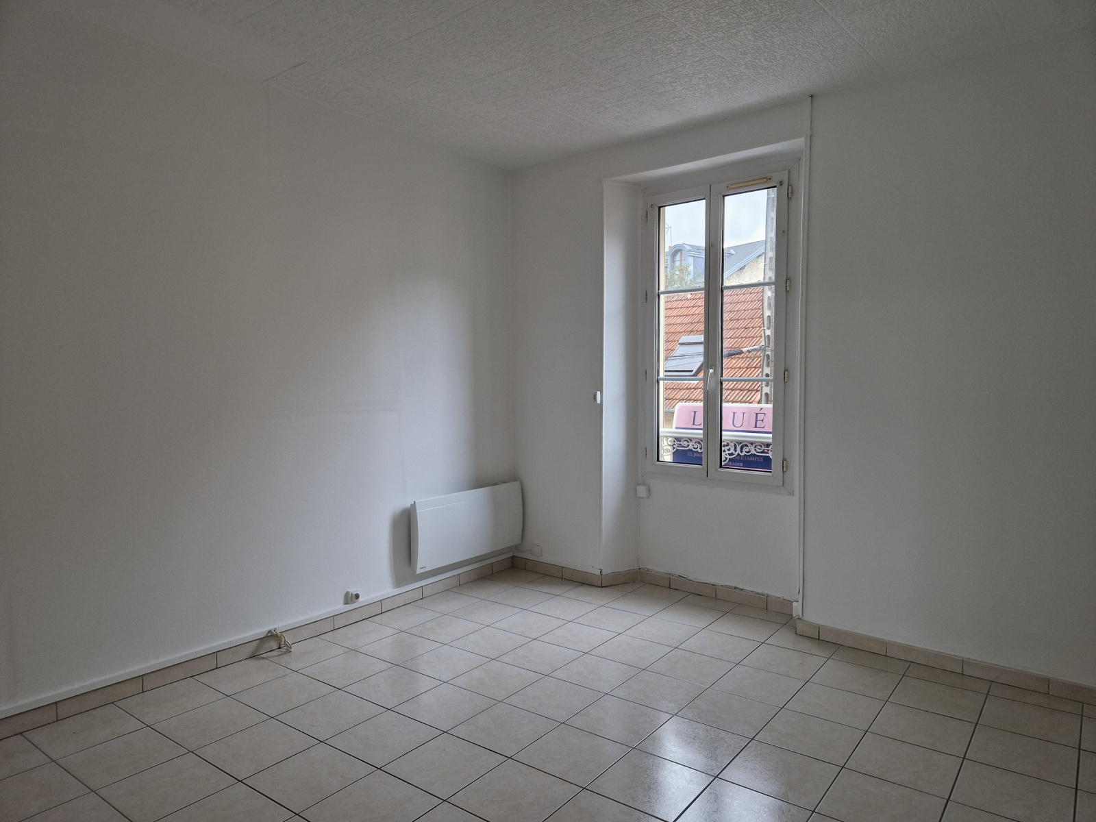 Image_, Studio, Étampes, ref :GELST120013885