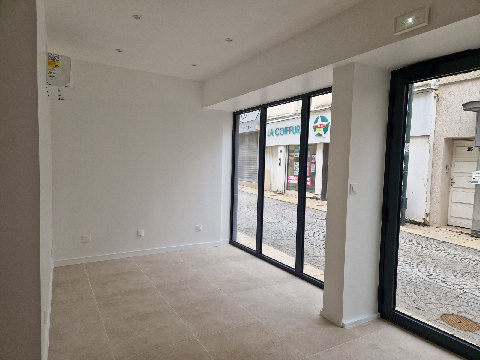 Image_, Local commercial, Étampes, ref :GELCO120013903