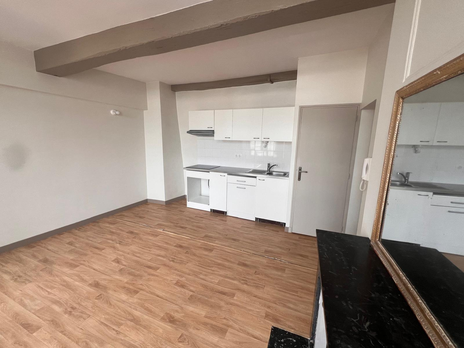 Image_, Immeuble, Pithiviers, ref :GEVIM120014003