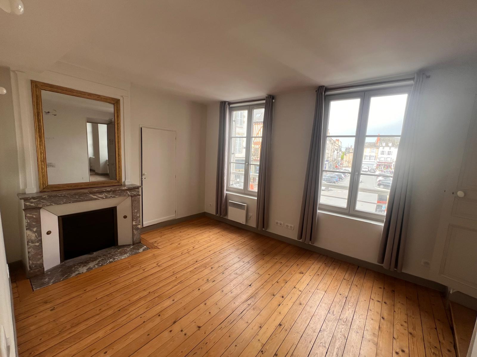Image_, Immeuble, Pithiviers, ref :GEVIM120014003