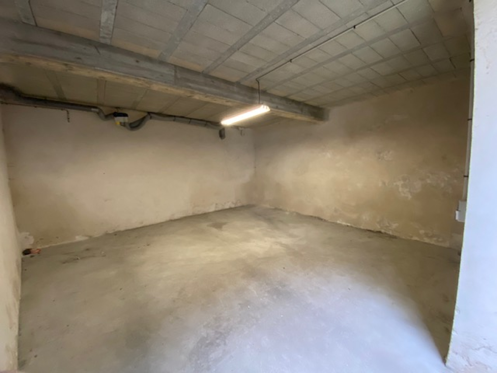 Image_, Garage, Étampes, ref :GELGA120013636