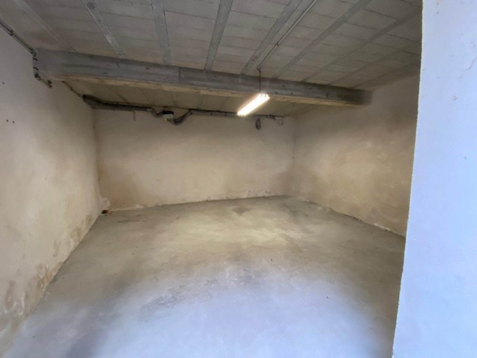 Image_, Garage, Étampes, ref :GELGA120013636