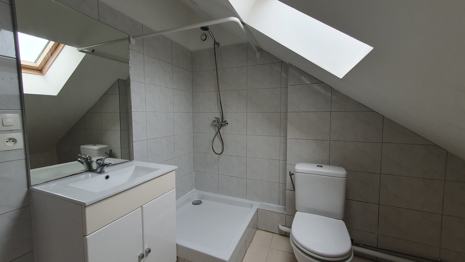 Image_, Studio, Pussay, ref :GELST120013632