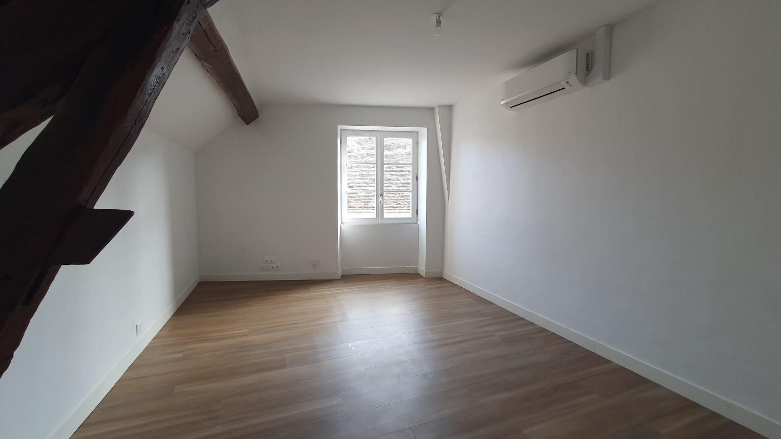 Image_, Appartement, Méréville, ref :GELAP120013696