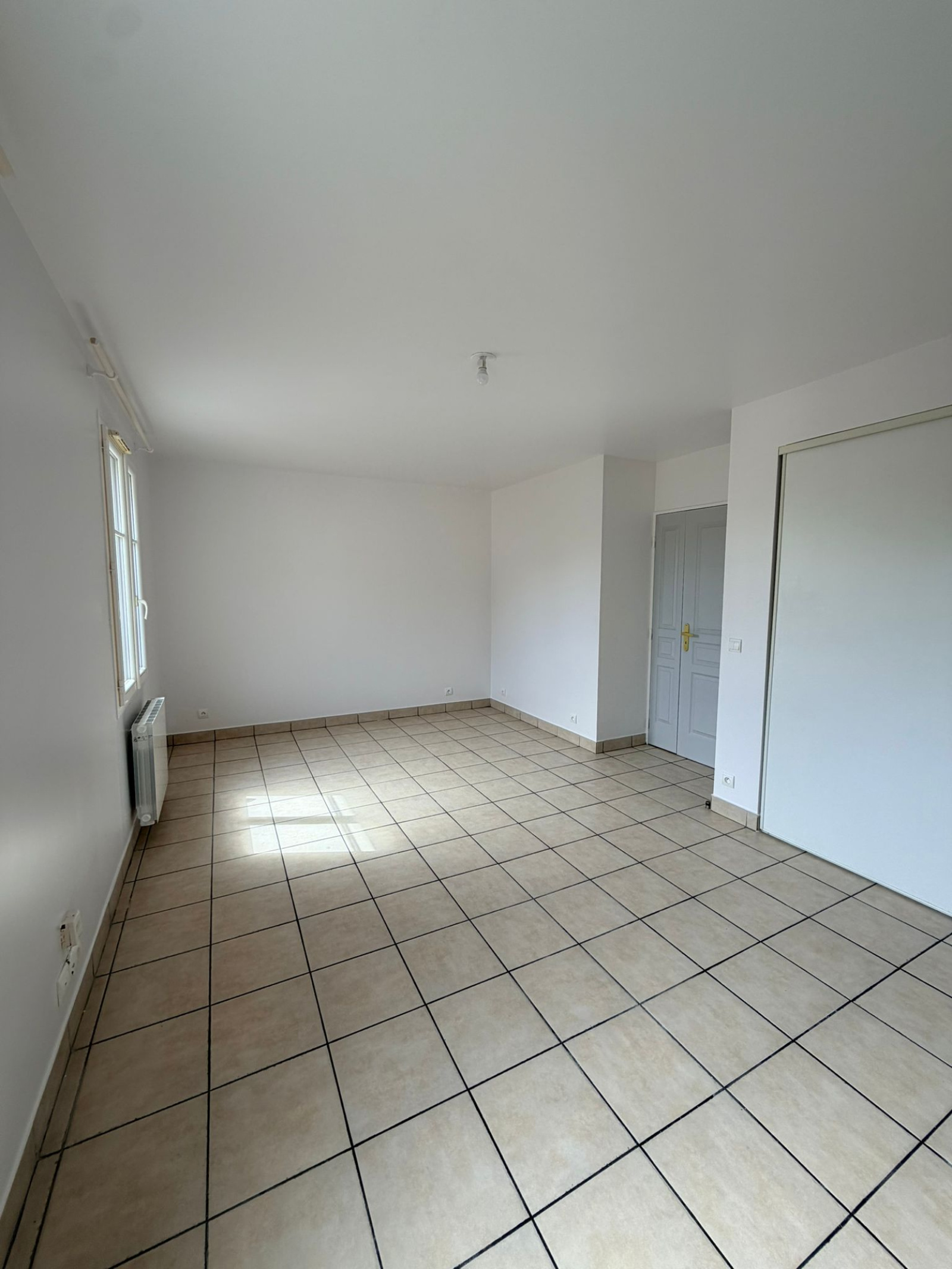 Image_, Studio, Étampes, ref :GELST120014037