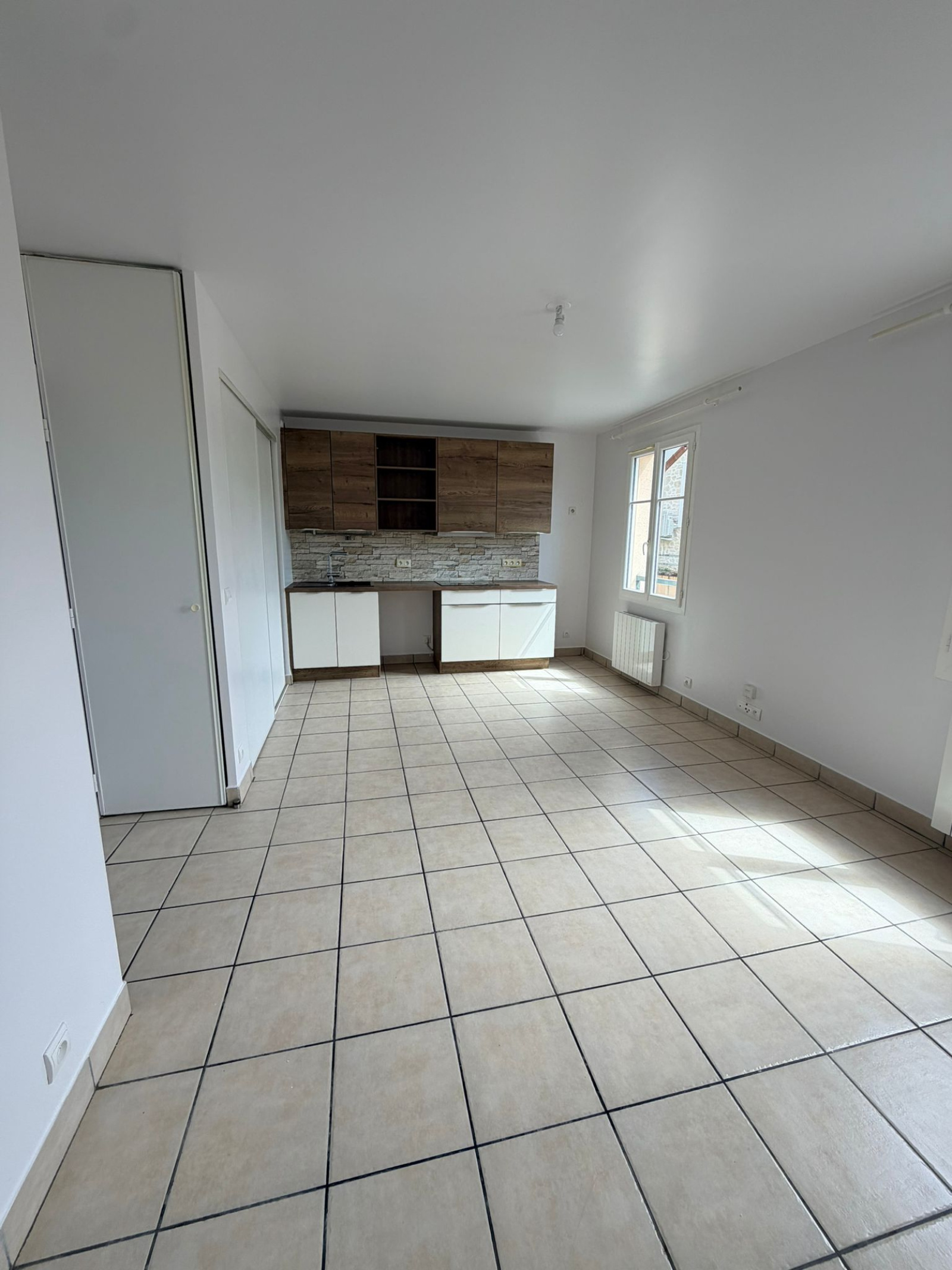 Image_, Studio, Étampes, ref :GELST120014037