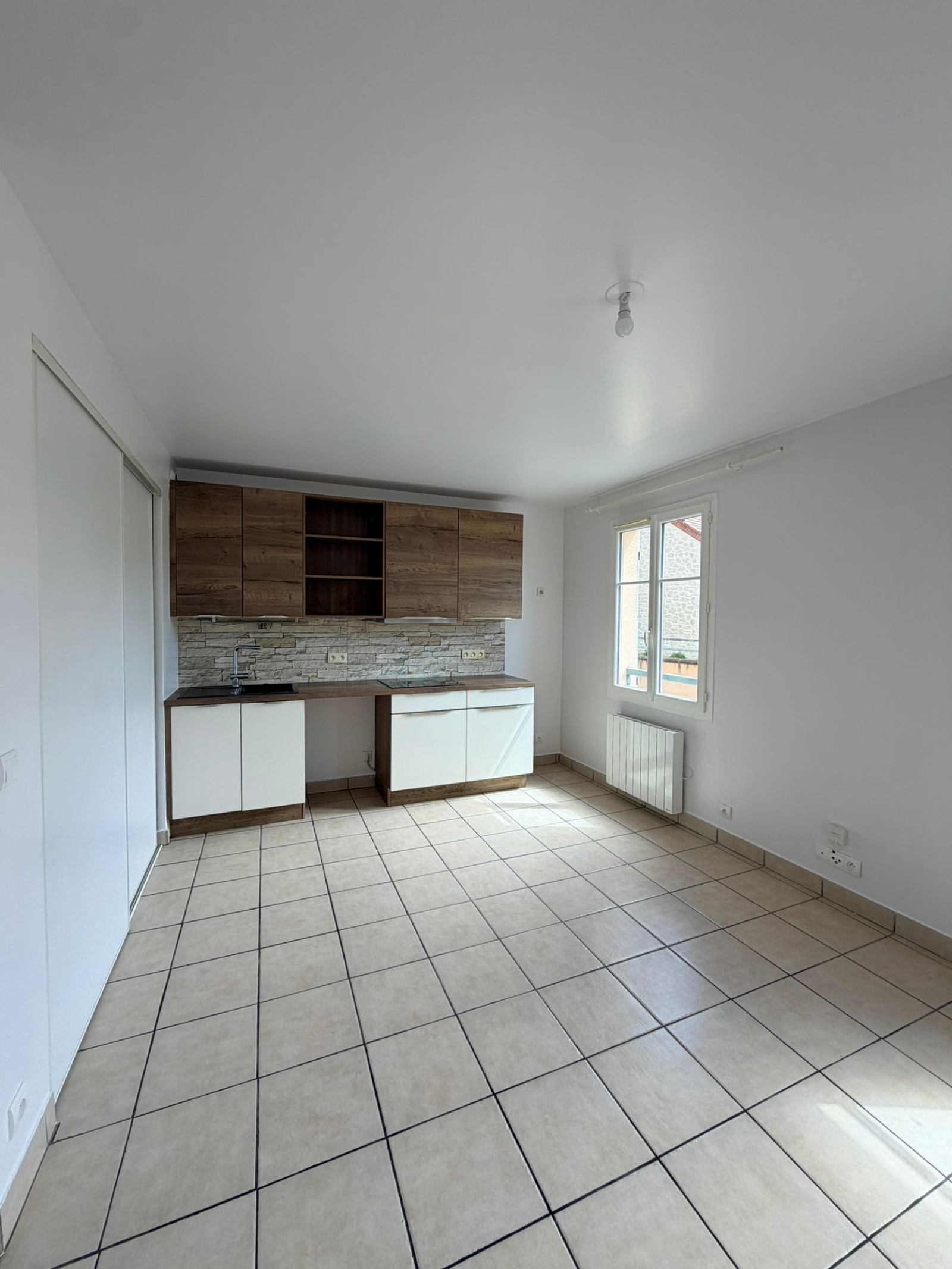 Image_, Studio, Étampes, ref :GELST120014037