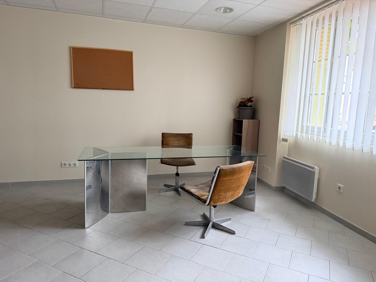 Image_, Local professionnel, Étampes, ref :GELCO120013899