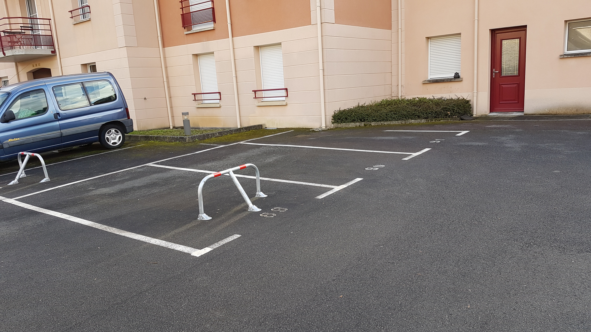 Morigny centre - Parking sécurisé